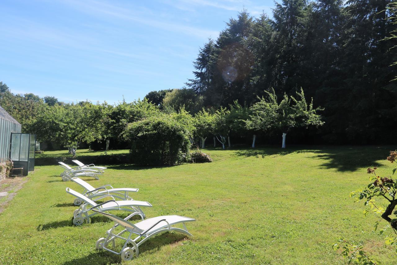 Cottage Du Manoir De Tregaray Sixt-sur-Aff Exteriér fotografie