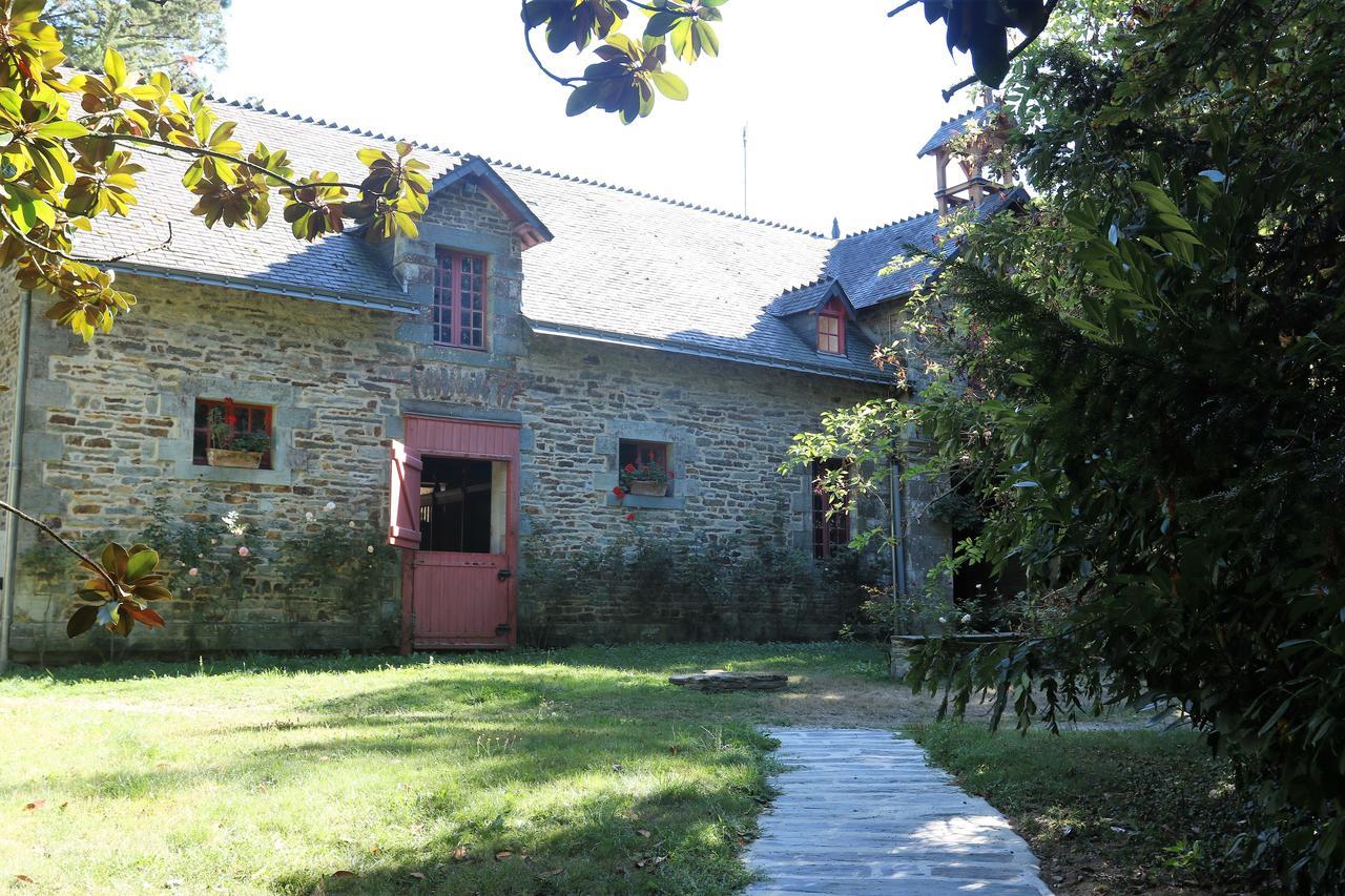 Cottage Du Manoir De Tregaray Sixt-sur-Aff Exteriér fotografie