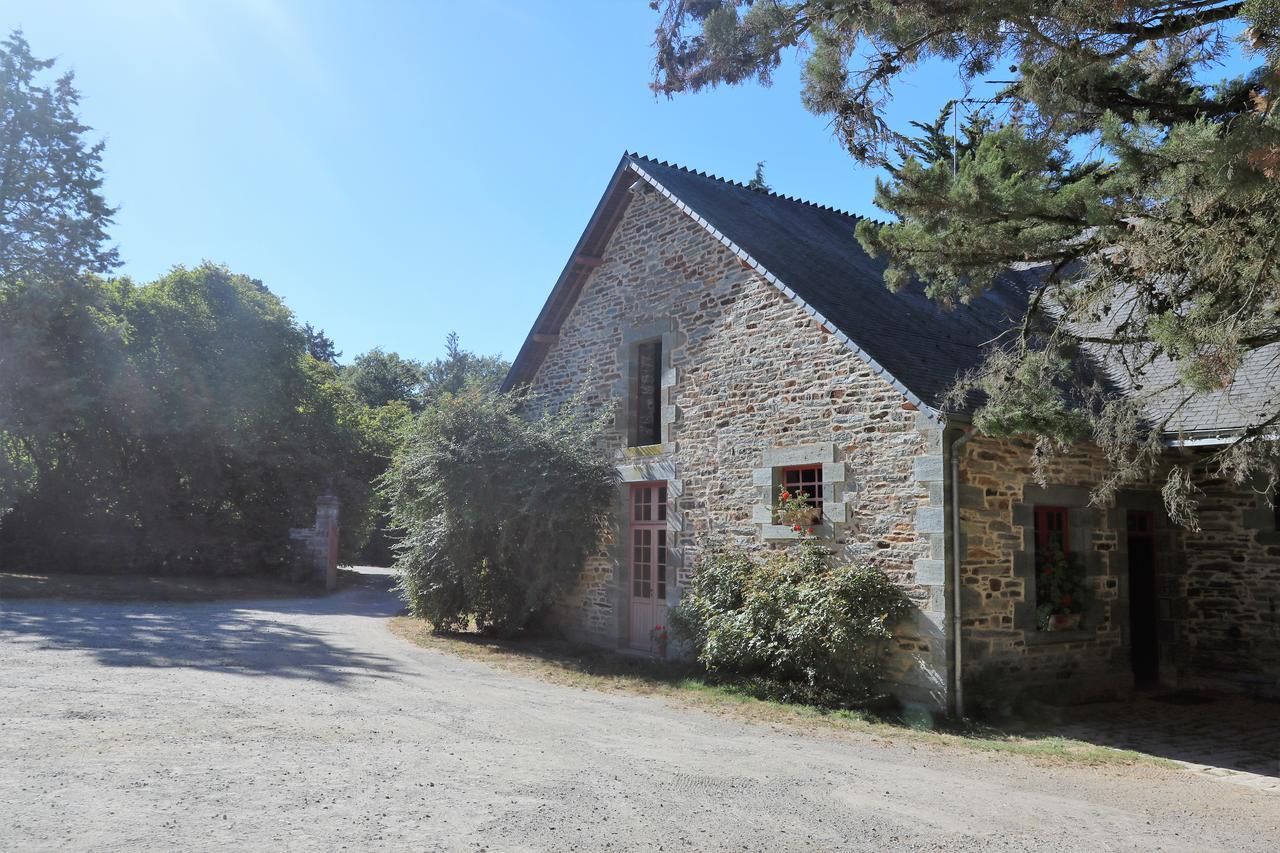 Cottage Du Manoir De Tregaray Sixt-sur-Aff Exteriér fotografie